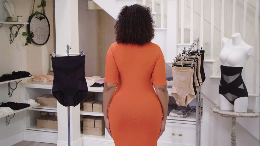 Faja con efecto reductor que define la silueta y realza los glúteos (Cópia)